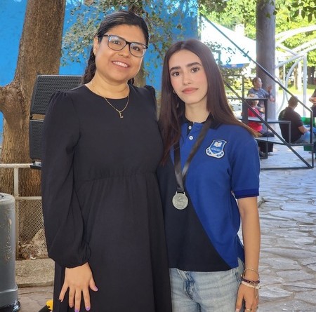 Medalla de Plata en modalidad a distancia en la XIV Olimpiada Mexicana de Filosofía