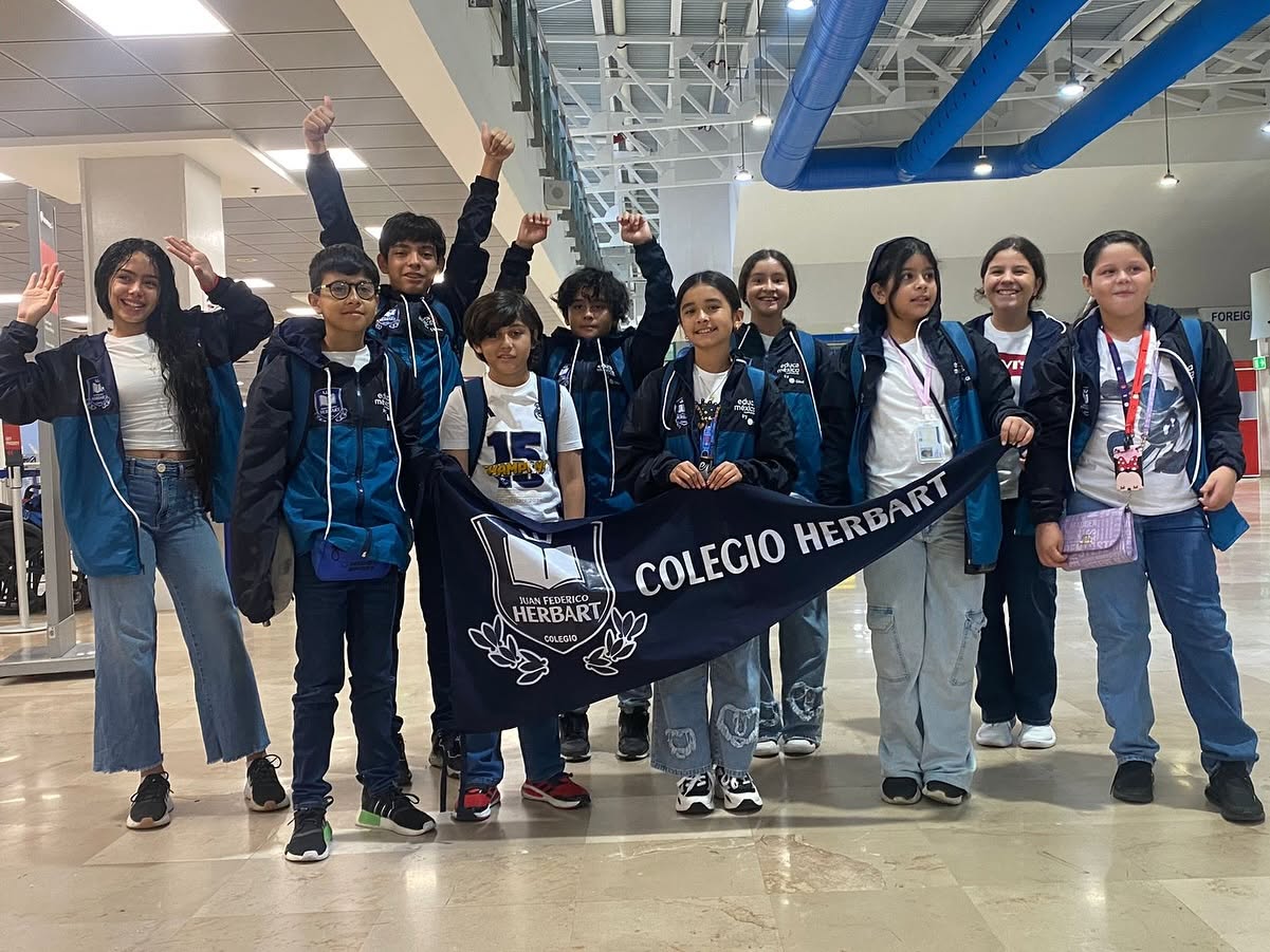 ¡EQUIPO SUMMER CAMP 2024 NASA & DISNEY! 💙💛✨🧳